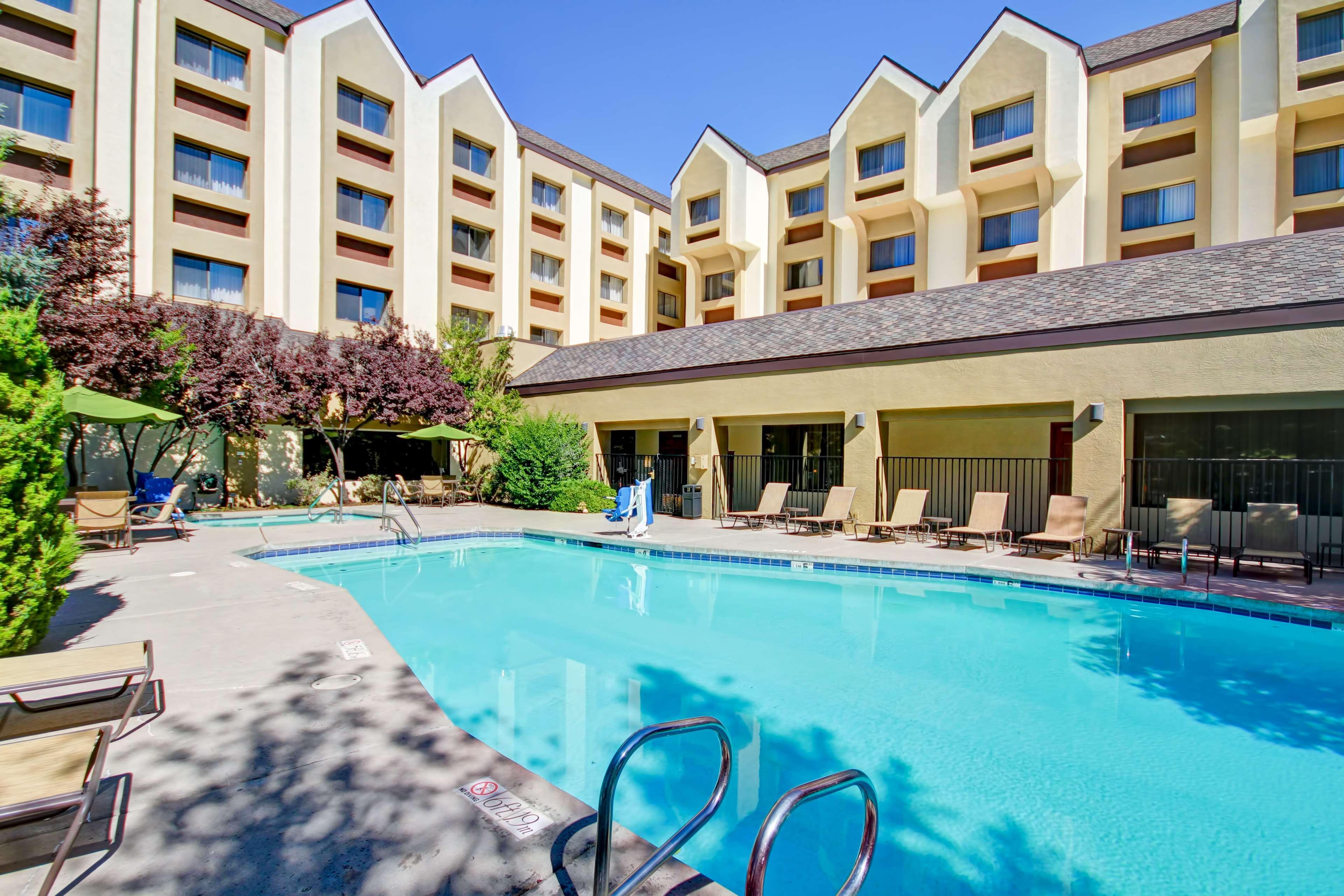 Doubletree By Hilton Hotel Flagstaff Eksteriør billede